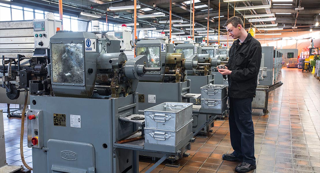 Progettazione di macchine automatiche per la produzione di ravioli di  Shanghai per risolvere la carenza di manodopera